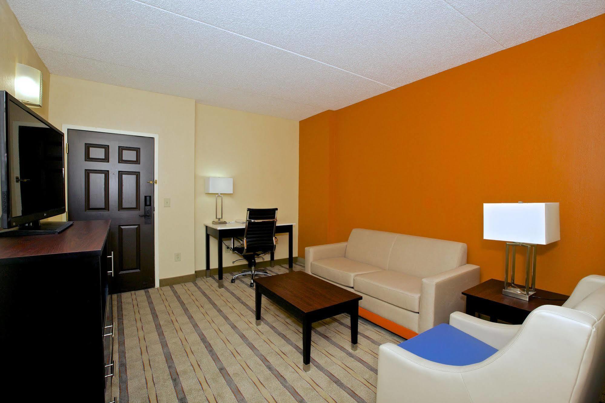 Holiday Inn Express & Suites Atlanta Ne- Duluth By Ihg Dış mekan fotoğraf