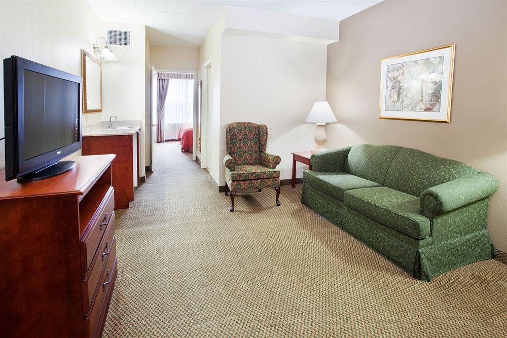 Holiday Inn Express & Suites Atlanta Ne- Duluth, An Ihg Hotel Dış mekan fotoğraf